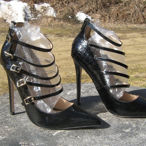 ASOS Paper Dolls Hathaway Strappy Buckles Black Croc Print 4" Heel Pumps SZ 7 - Picture 2 of 6